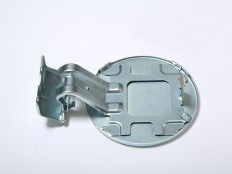 ヒューエルフィラドア　SGACC45/45  t=0.8　外装部品の面歪防止プレスと溶接、又、開閉多回使用での復元位置を確保