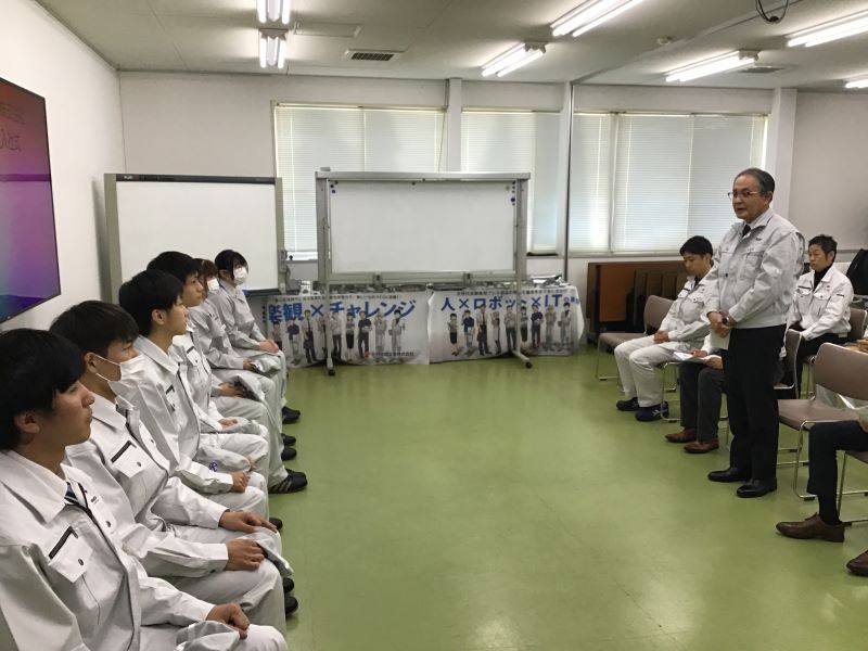 2025年度　新卒の入社式を行いました