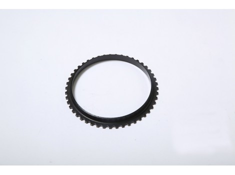 ABS用ローター　SPH-P　t＝2.3　回転センサー測定部面の精密順送プレス化に成功