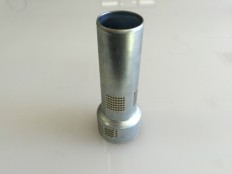 エアバック用チャンバー　SPCE−BN  t＝1.2　精密深絞りの側面に、極小多数穴明け！　円柱真円度：φ24±0.05