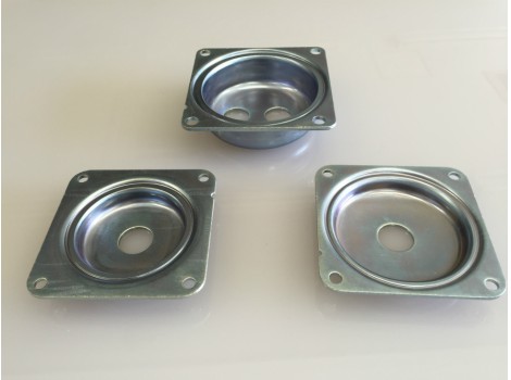 エアバック用ベース　590ハイテン相当材　t＝1.8〜2.4 　ハイテン材の高精度部品