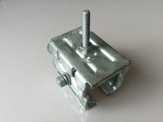 太陽光パネル取付金具　太陽電池取付金具　「強度バッチリ！」「作業性抜群！」資料請求受付中！