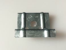 Solar cell module mounting bracket  