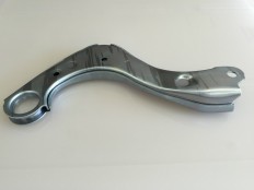 アッパーアーム　SPH590-OD　t＝2.6　ハイテン材の精密形成品