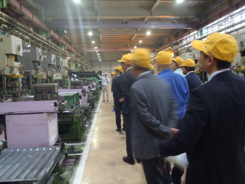 安城商工会議所の皆様が工場見学で来社されました