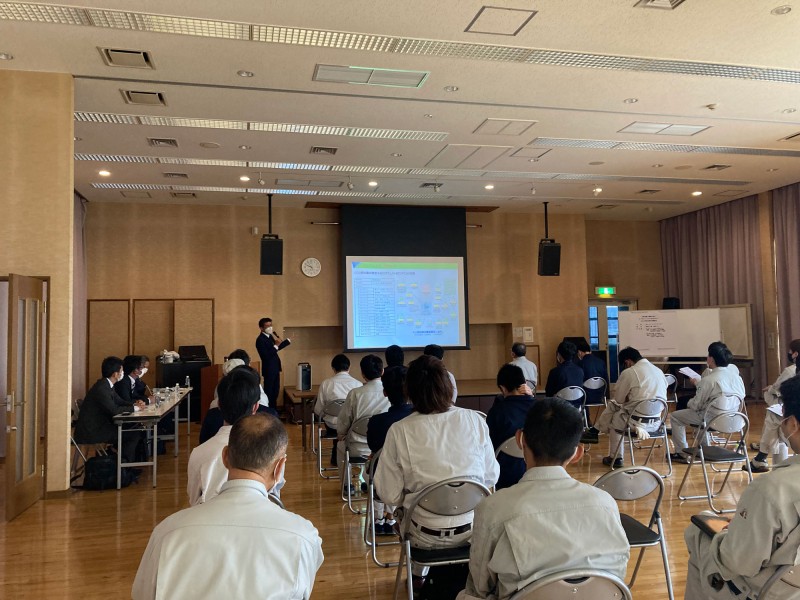 SDGs  カーボンニュートラルの勉強会を行いました